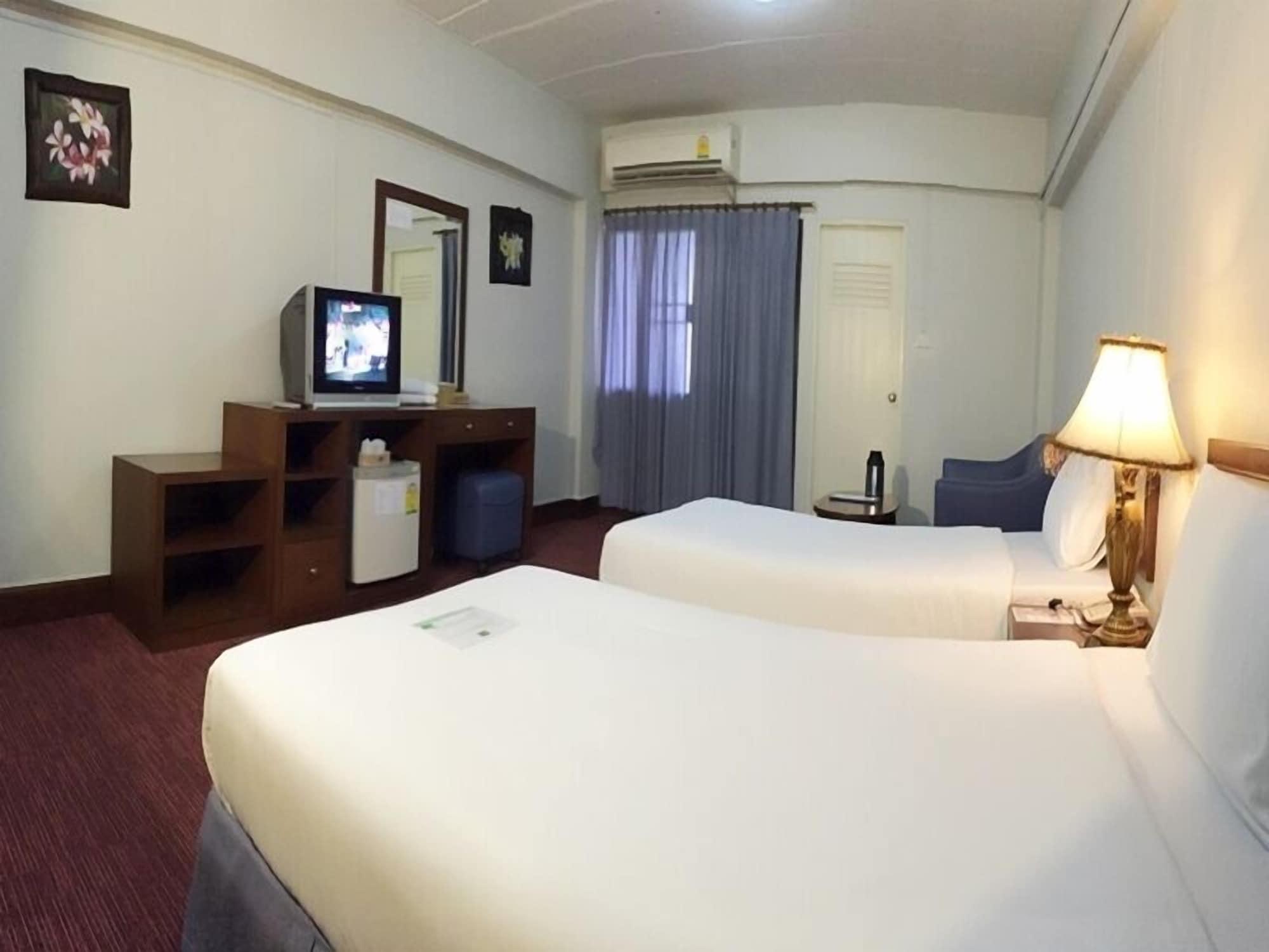The Canal Hotel Bangkok Esterno foto