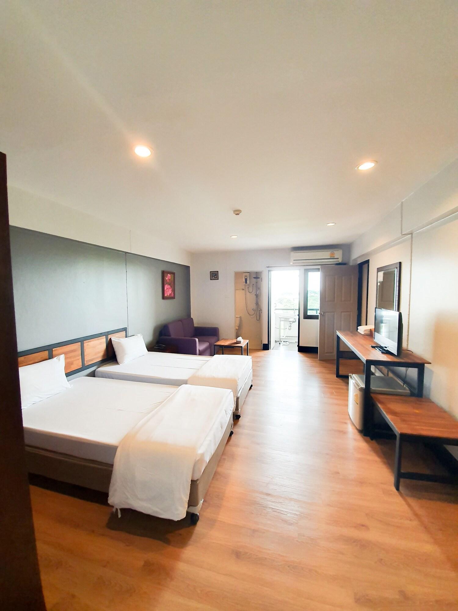 The Canal Hotel Bangkok Esterno foto