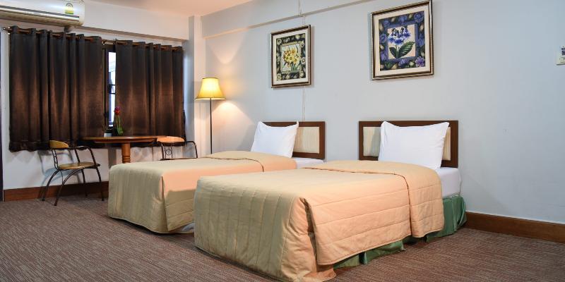 The Canal Hotel Bangkok Esterno foto