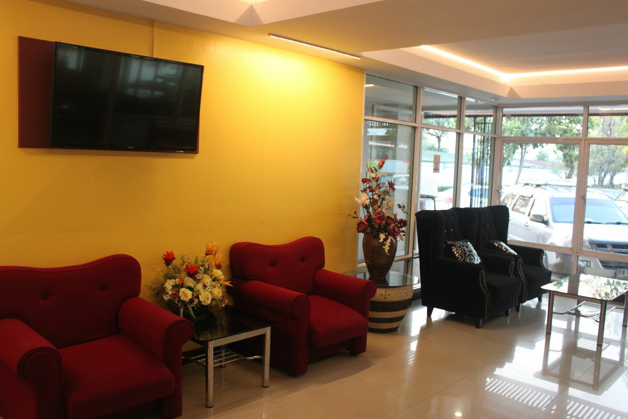 The Canal Hotel Bangkok Esterno foto